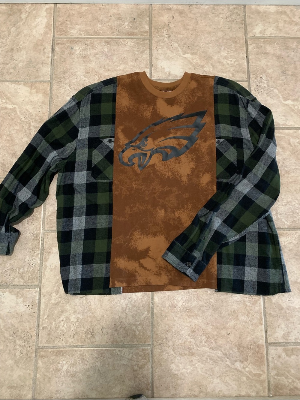 Philadelphia Eagles Upcycled T-shirt flannel top XL